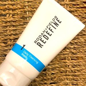 Rodan and Fields Redefine Daily Cleansing Mask